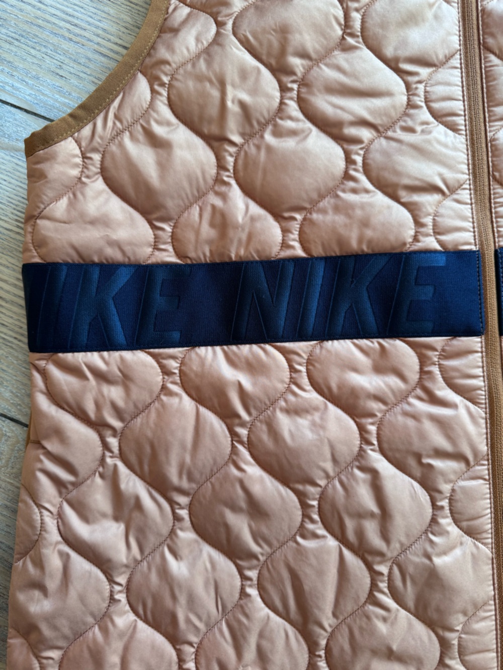 Nike Women’s Quilted Copper-Orange Vest with Black Band - Picture 4 of 9